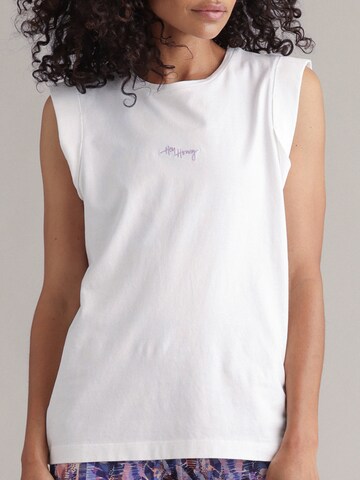 Hey Honey Oversized Shirt 'Muscle' in White: front