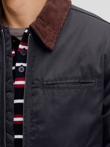 JACK & JONES Демисезонная куртка 'JORNORREBRO' в Черный