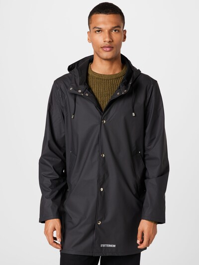 Stutterheim Mantel 'Stockholm' en noir, Vue avec modèle