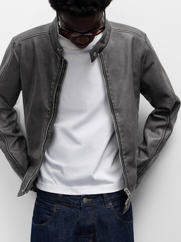 Pull&Bear Between-Season Jacket in Grey: front