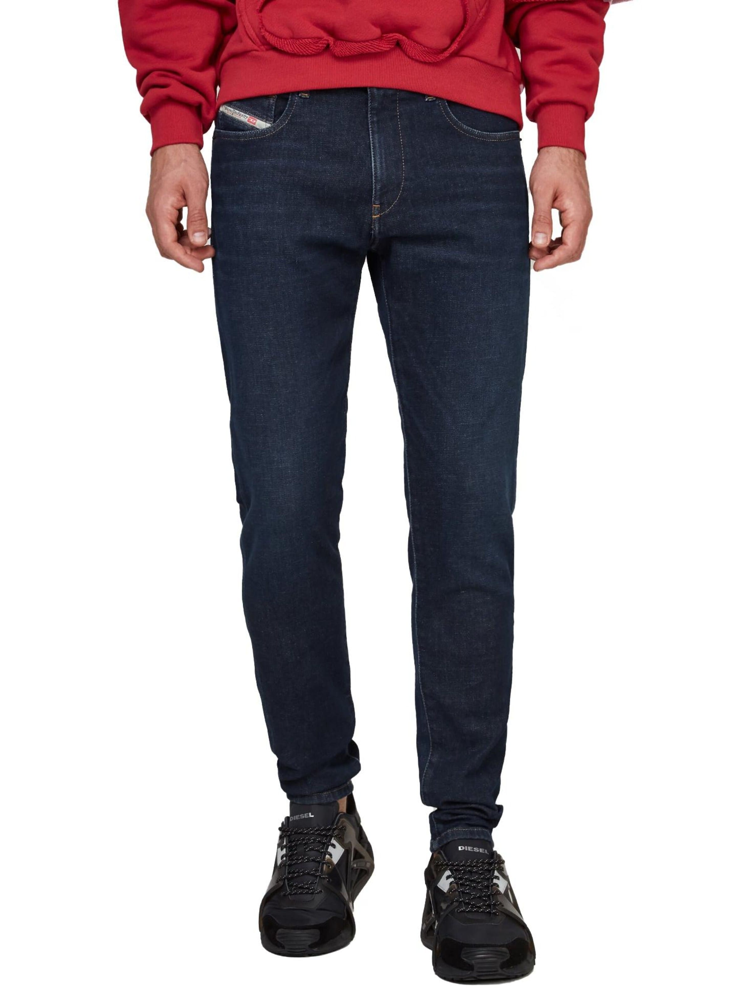 DIESEL Slim fit Jeans 'D-STRUKT SUPERSTRETCH JOGGJEANS' in Blue: front