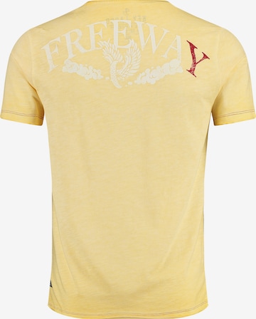 Key Largo - Camiseta 'MT HOUSTON' en amarillo