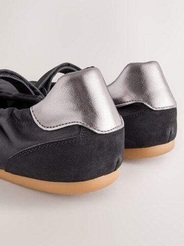 Ballerina di Next in nero