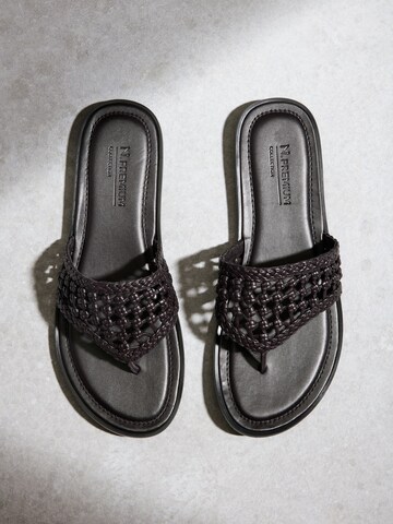 Next Zehentrenner in Braun