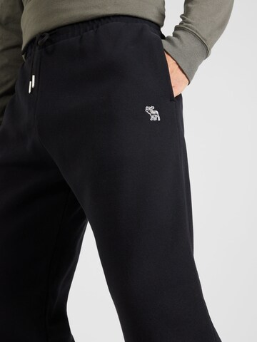 Abercrombie & Fitch Normalny krój Spodnie w kolorze czarny