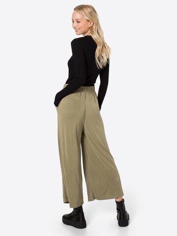 Urban Classics Wide leg Pants in Green