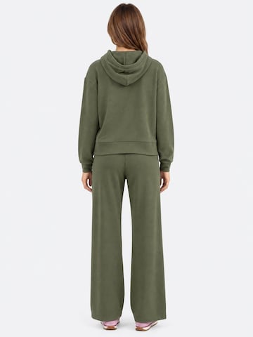 Lady Bersan Leisure suit 'Zweiteiliges Set' in Green
