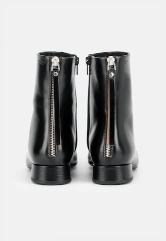 VAGABOND SHOEMAKERS - Botim 'MONA' em preto
