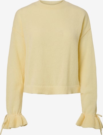 PIECES Sweater 'PCFie' in Yellow: front
