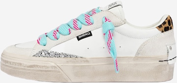 Baskets basses Crime London en blanc : devant