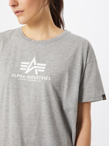 ALPHA INDUSTRIES - Camiseta en gris