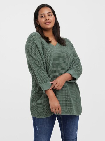 Vero Moda Curve Sweater in Green: front