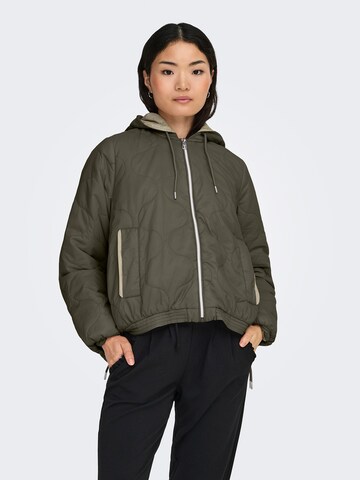 ONLY Демисезонная куртка 'ONLMIKI' в Зеленый: спереди