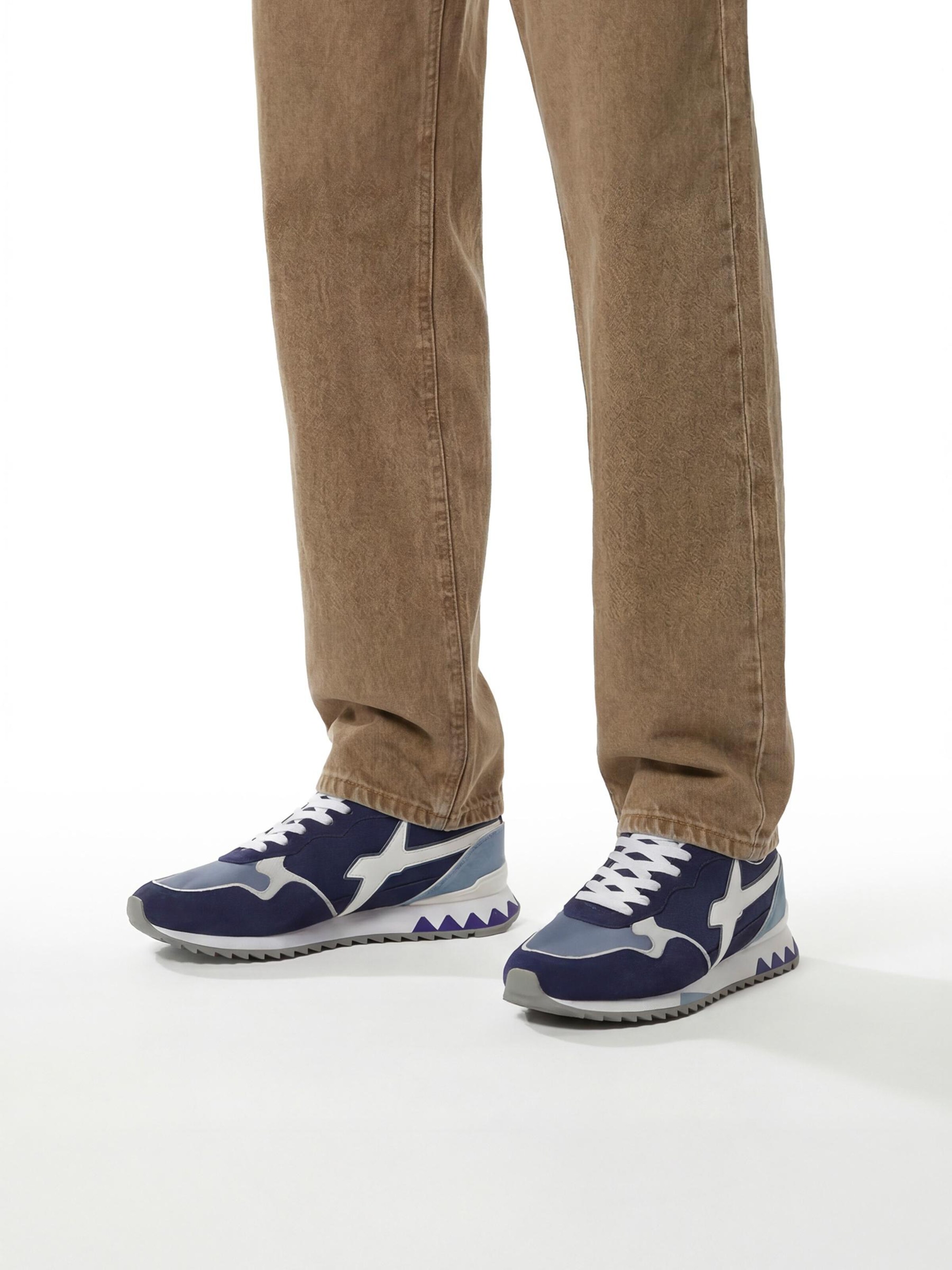 W6YZ Platform trainers 'JET-M.' in Blue: front
