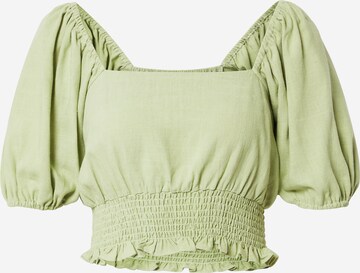 Nasty Gal Shirt in Green: front