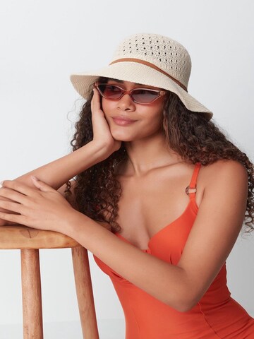 C&City Hoed in Beige: voorkant