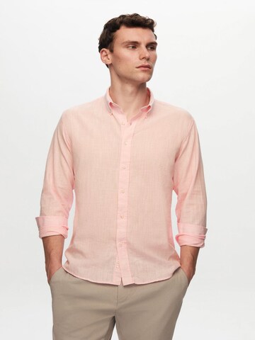 D’S Damat Shirt in Pink: front