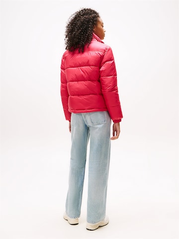 Tommy Jeans Between-season jacket 'ESS' in Red
