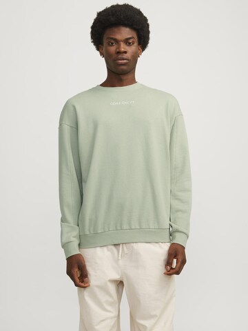 JACK & JONES Sweatshirt 'JCOStagger' in Groen: voorkant