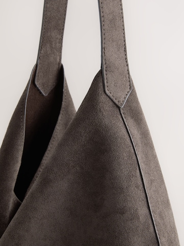 Next Schultertasche in Braun