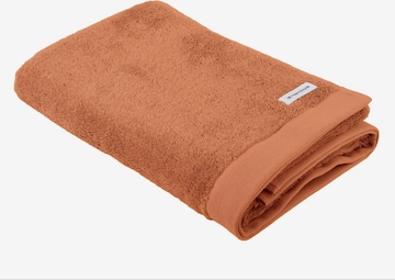 Serviette de douche TOM TAILOR en orange : devant