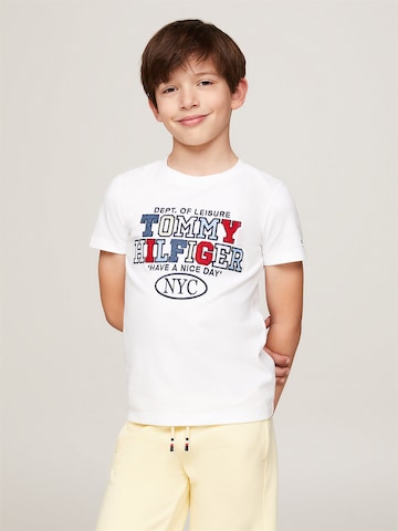 T-Shirt TOMMY HILFIGER en blanc : devant