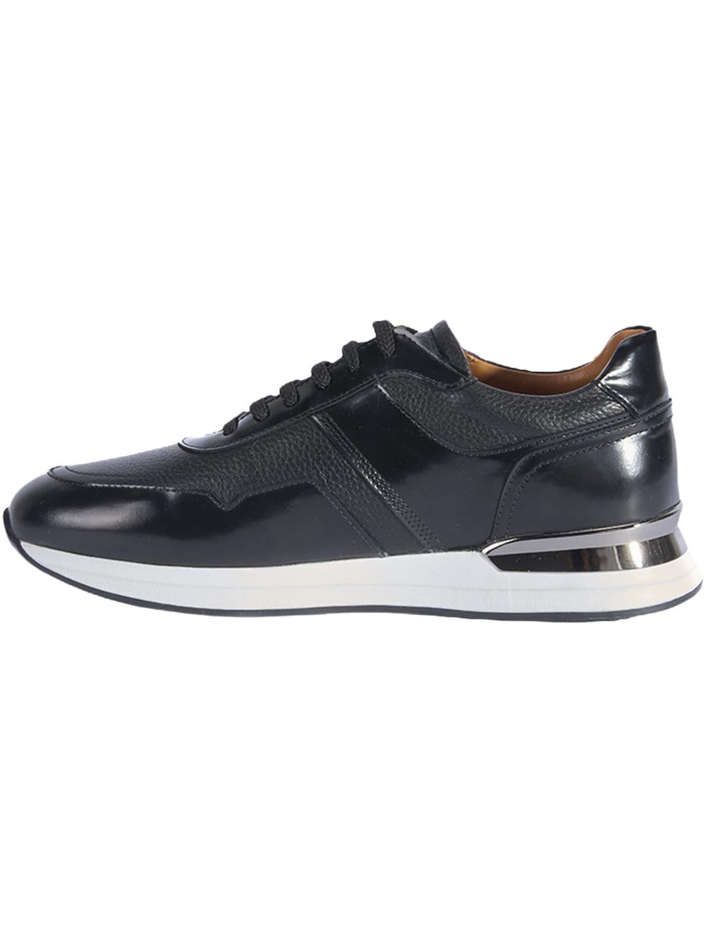 Desa Slip-Ons in Black