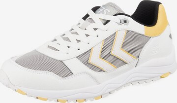 Hummel Sneaker in White: front