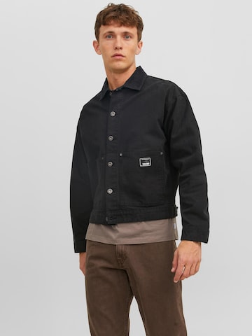 JACK & JONES Overgangsjakke 'DEREK' i sort: forside