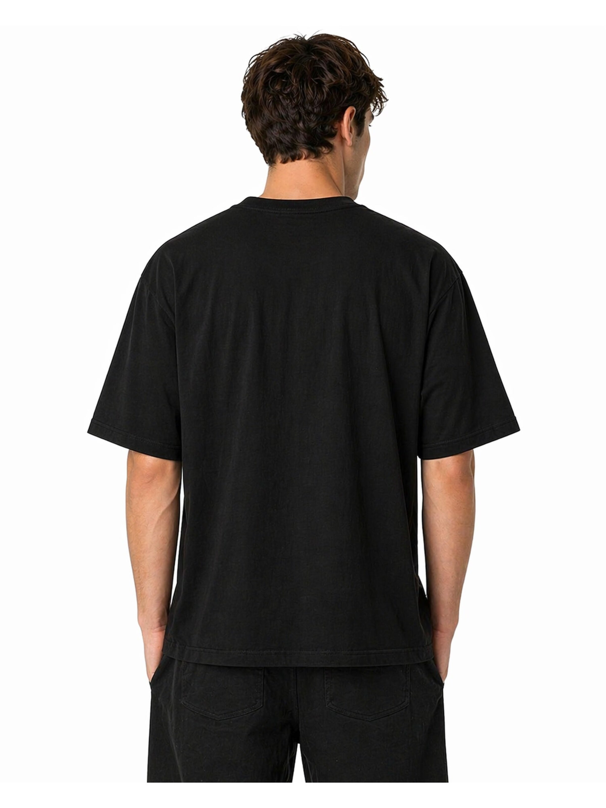 VRSC Shirt in Black: front