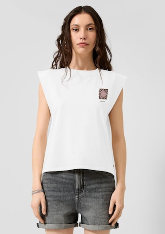 T-shirt QS en blanc : devant