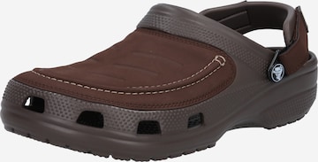 Clogs 'Yukon Vista II' di Crocs in marrone: frontale