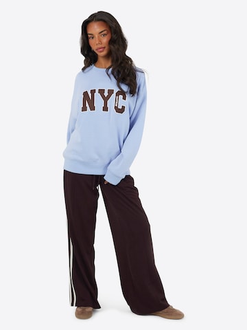 BRAVE SOUL Sweatshirt in Blau