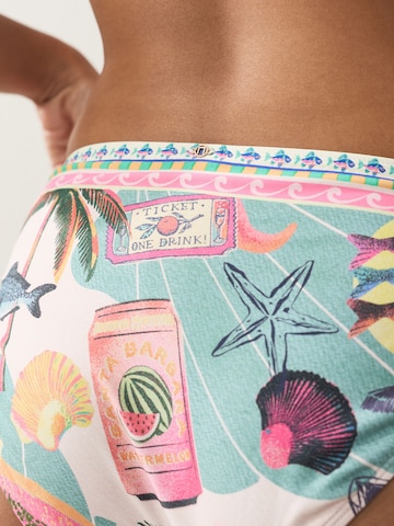 Slip costum de baie de la Next pe verde