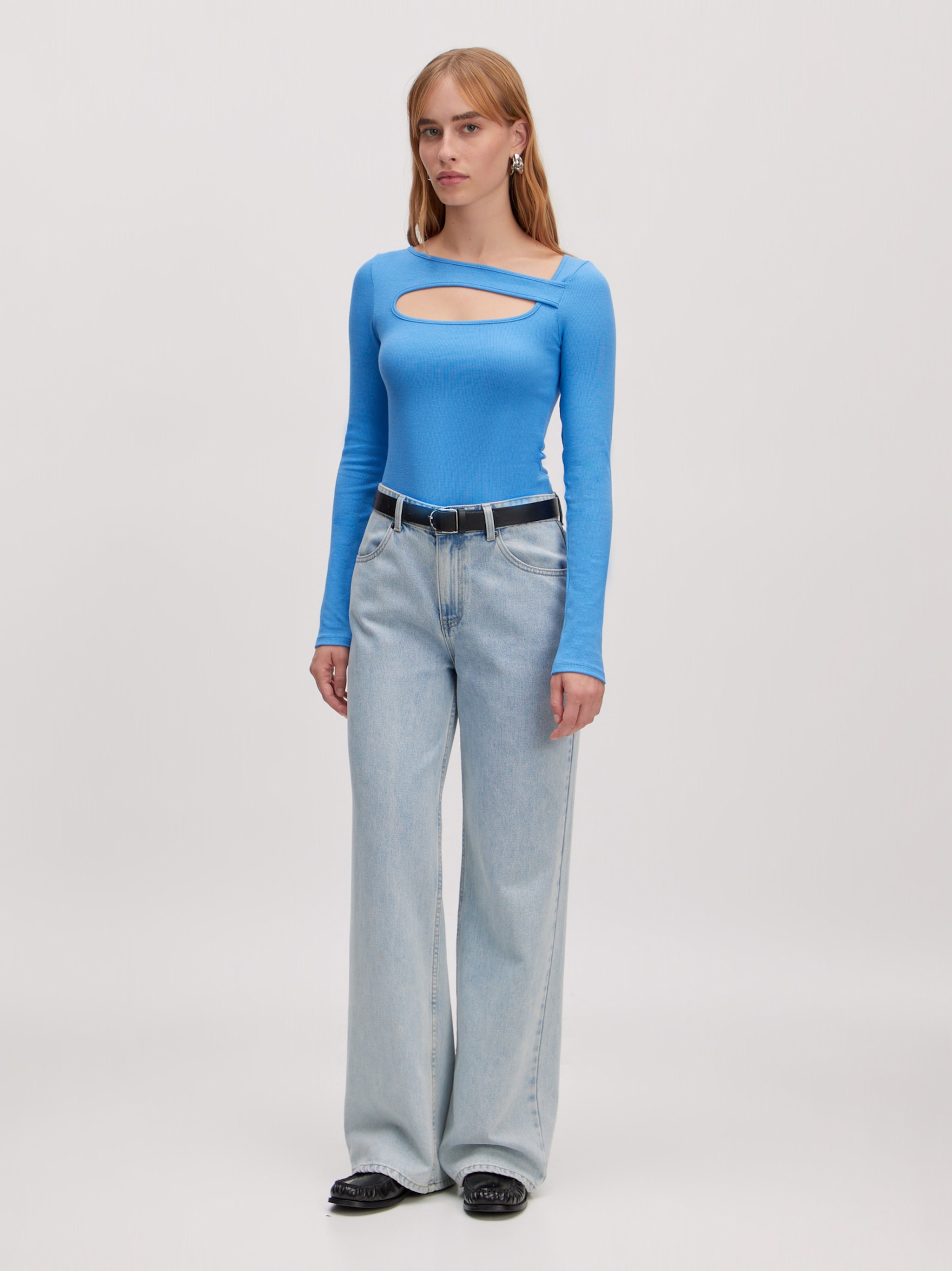 EDITED Producten Shirt 'Idalina' Blauw