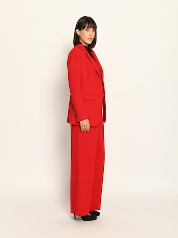 White Label by RoFa Regular Bundfaltenhose in Rot