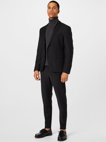 CINQUE Regular Suit in Black