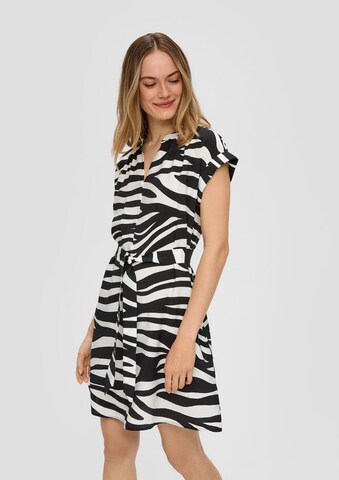 Robe d’été s.Oliver en noir : devant