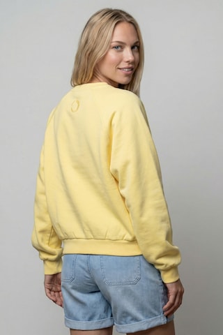 alife & kickin Sweatshirt 'ThyraAK P' in Gelb
