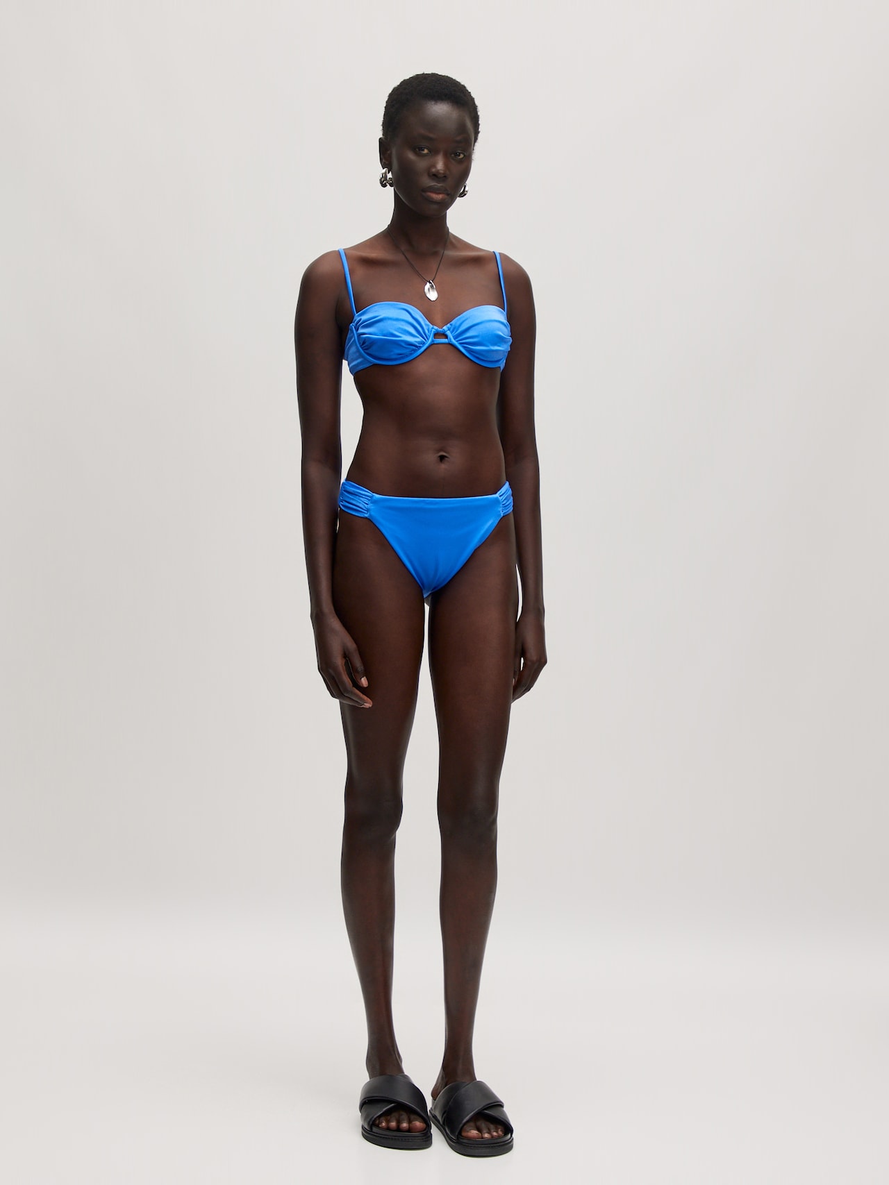 EDITED Produkte Bikinihose 'Silvana' blau