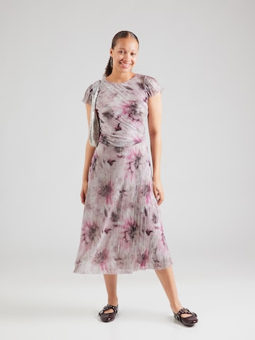 SWING - Vestido de gala en rosa: frente