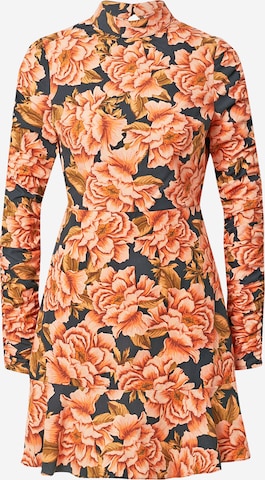 Robe River Island en orange : devant