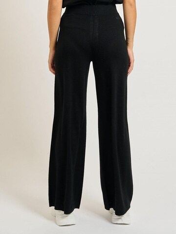 Regular Pantalon Emporio Armani en noir