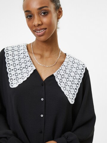 Wallis Blouse in Black