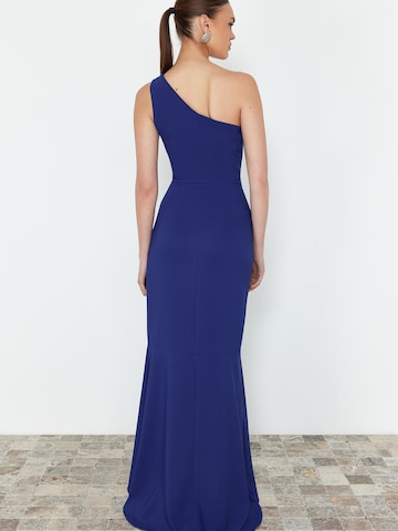 Robe de soirée Trendyol en bleu