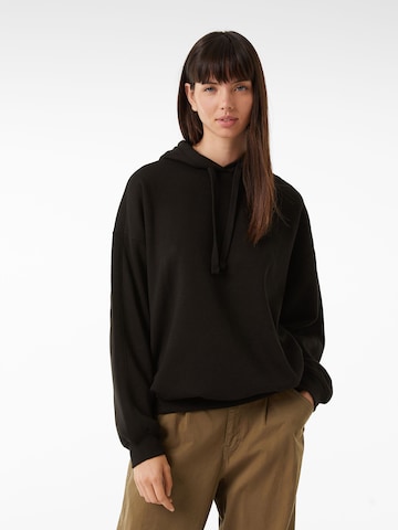 Bershka Sweatshirt in Zwart: voorkant