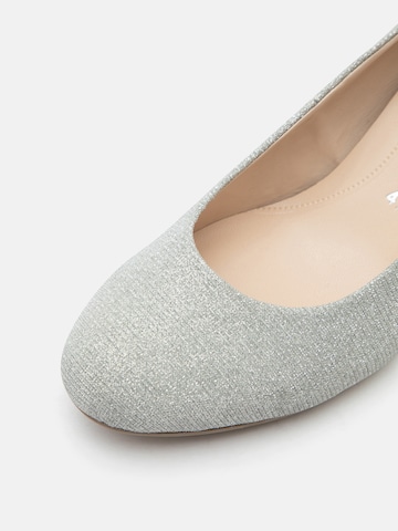 GABOR Pumps in Silver