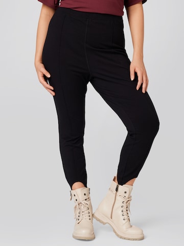 Guido Maria Kretschmer Curvy Collection Leggings 'Valerie' in Black: front