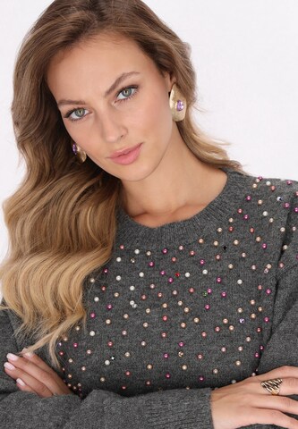 faina Sweater in Grey