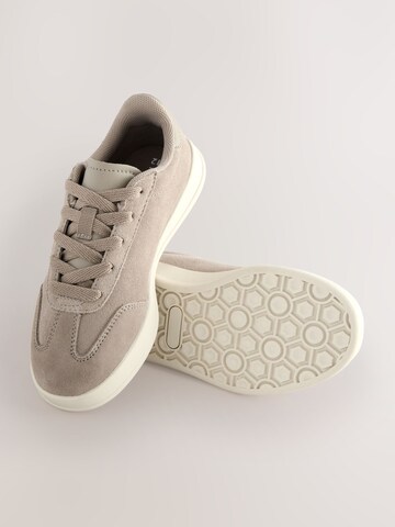 Next Sneaker in Beige